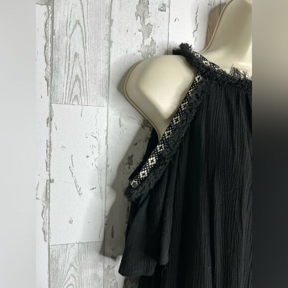 As U Wish Cold Shoulder Dress XS Black Lined Lightweight Gauze A Line NWT - Picture 2 of 13